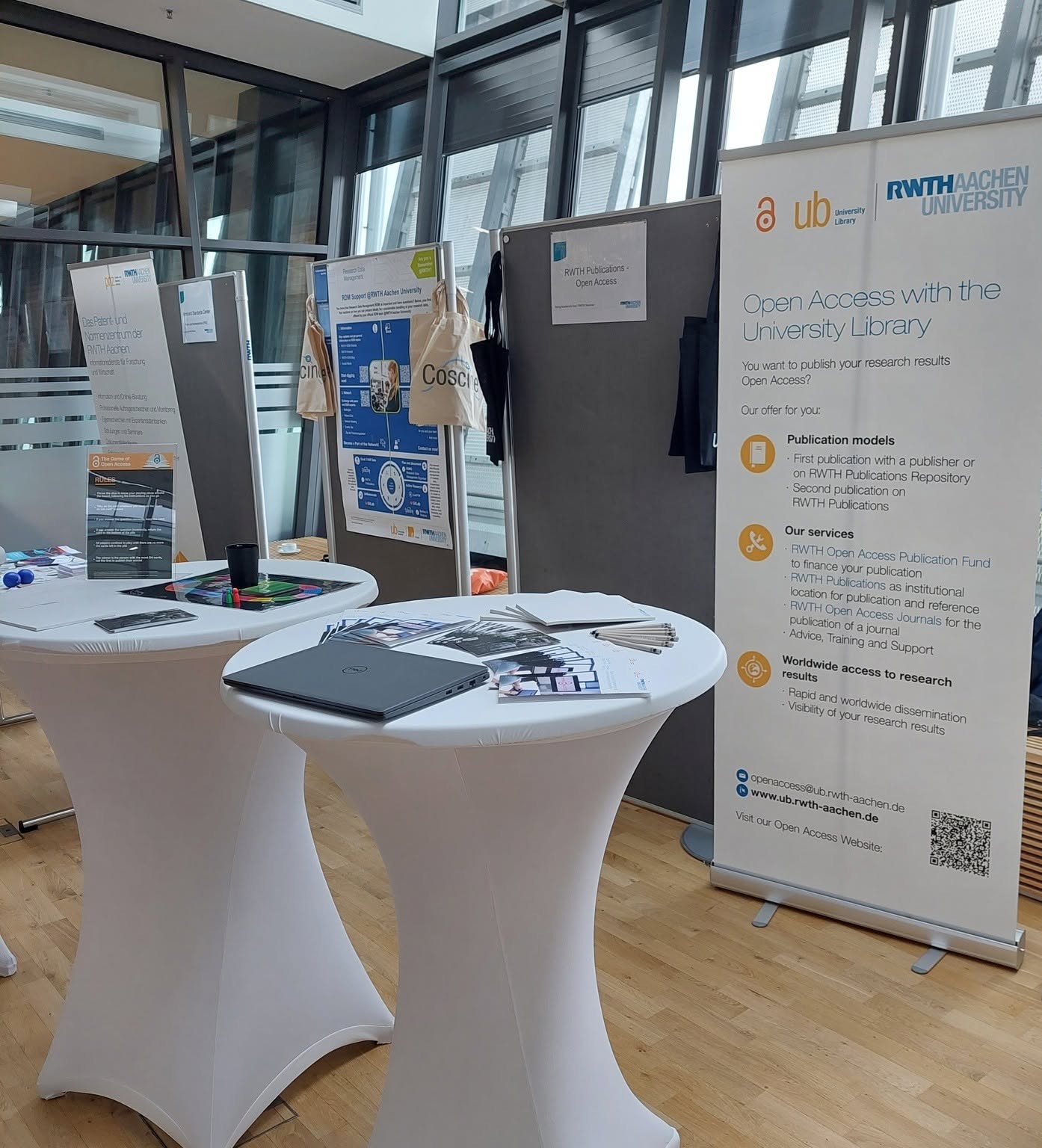 Open Access Stand Young Academics Day 2026